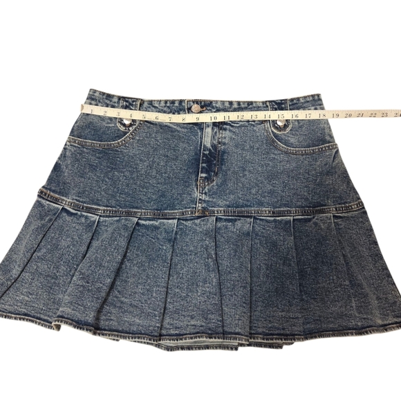 Wild Fable Y2k 90s Women's 16 Denim Jean Flare Mini Skirt Tennis Pleats Blue - Picture 3 of 5